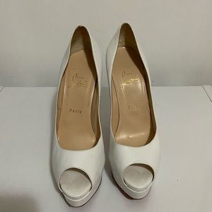 Christian Louboutin Bianca peep toe platforms - Sz 41